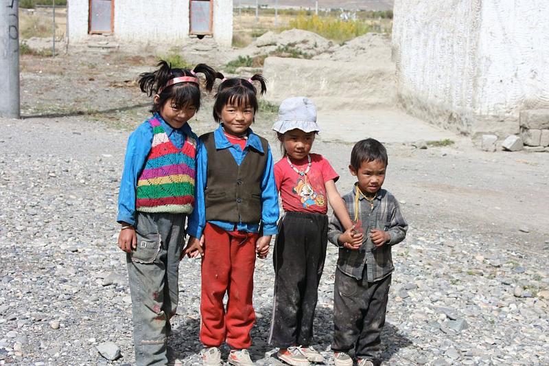 124 Local children near the flour mill.jpg